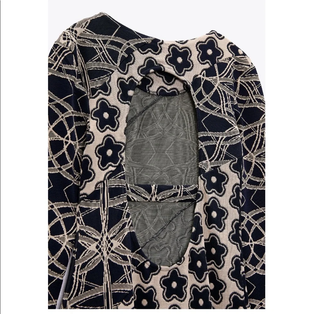 ZARA NWT LONG JACQUARD DRESS πΈ - Picture 8 of 10
